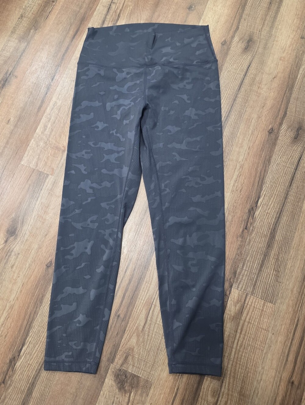 Zyia active gray camo luxe leggings
